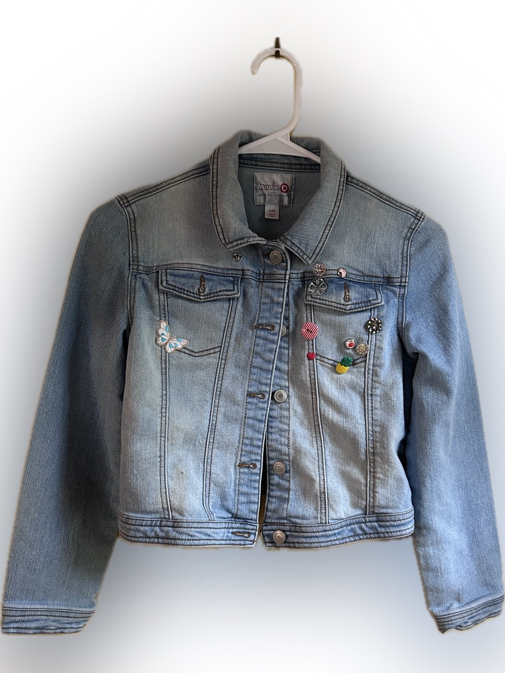 Child’s Annie Light Distressed Denim Cropped Jacket with Patch Details size L